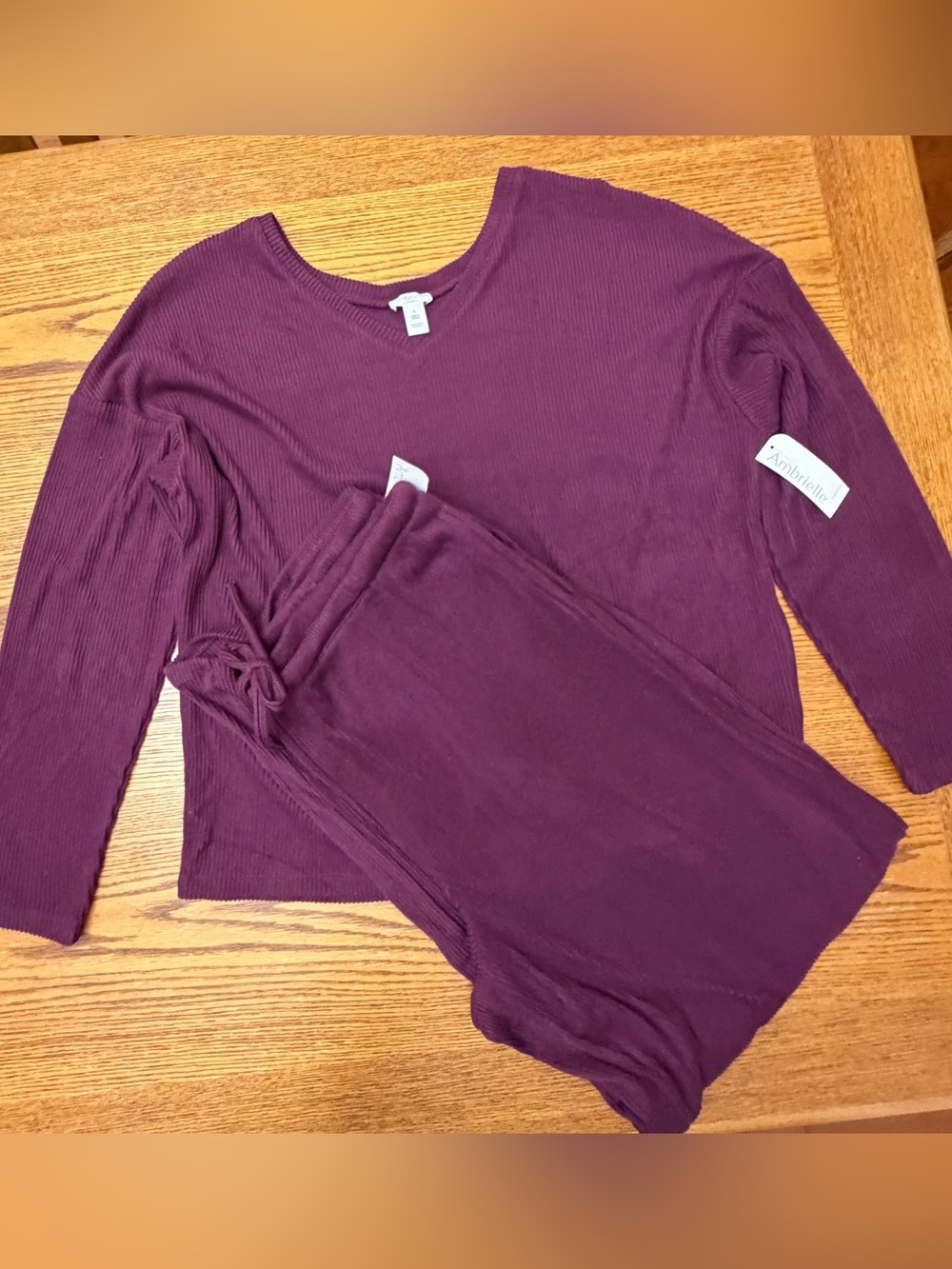 NWT Ambrielle Wide-Leg pajamas in wine color